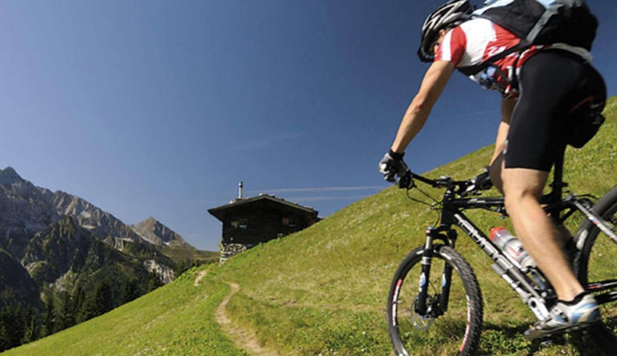 Hotel Gasthof Esterhammer Buch bei Jenbach Bagian luar foto